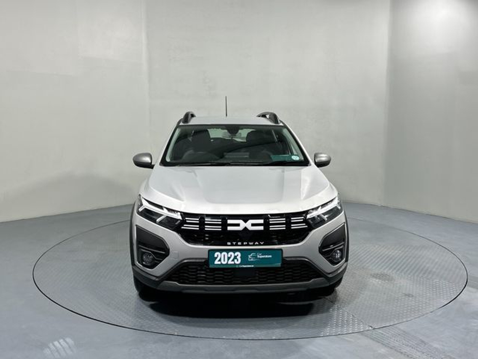 2023 Dacia Sandero Stepway Journey Automatic 1.0 Petrol €18,800