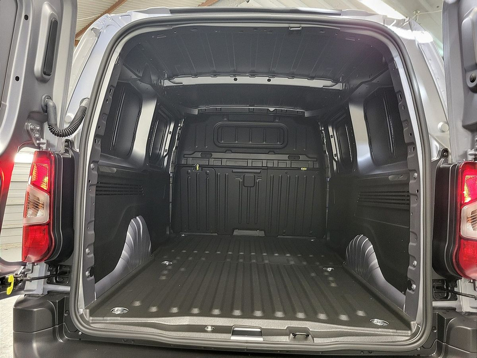 2025 Citroen Berlingo LWB Enterprise From €110 Per Week €25,390