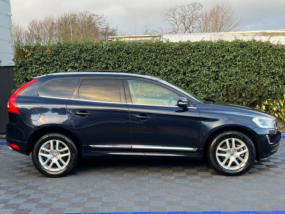 2017 Volvo XC60 CLASSIC 2.0D // SERVICE HISTORY // OPENING PANORAMIC SUNROOF // BLIND SPOT MONITOR €25,950