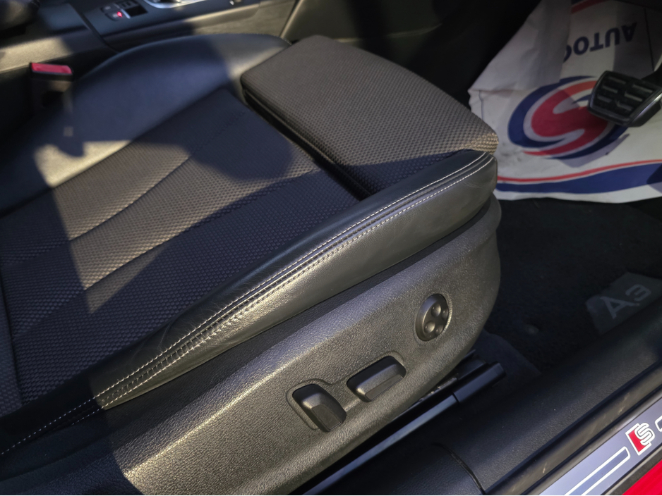 2019 Audi A3 1.4 S-LINE EDITION VIRTUAL COCKPIT - NAVIGATION -CARPLAY ANDROID AUTO HALF LEATHER PACK - REVERSING CAMERA / PARKING SENSORS - DRIVE MODE €23,500