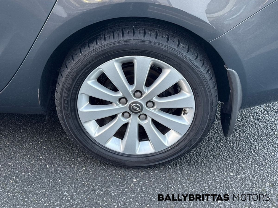 2015 Opel Astra 1.6 CDTI 110PS SE €8,950