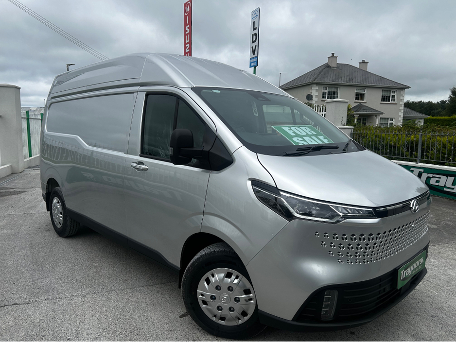 2026 Maxus Deliver 7 SILVER METALLIC HIGH ROOF IN STOCK