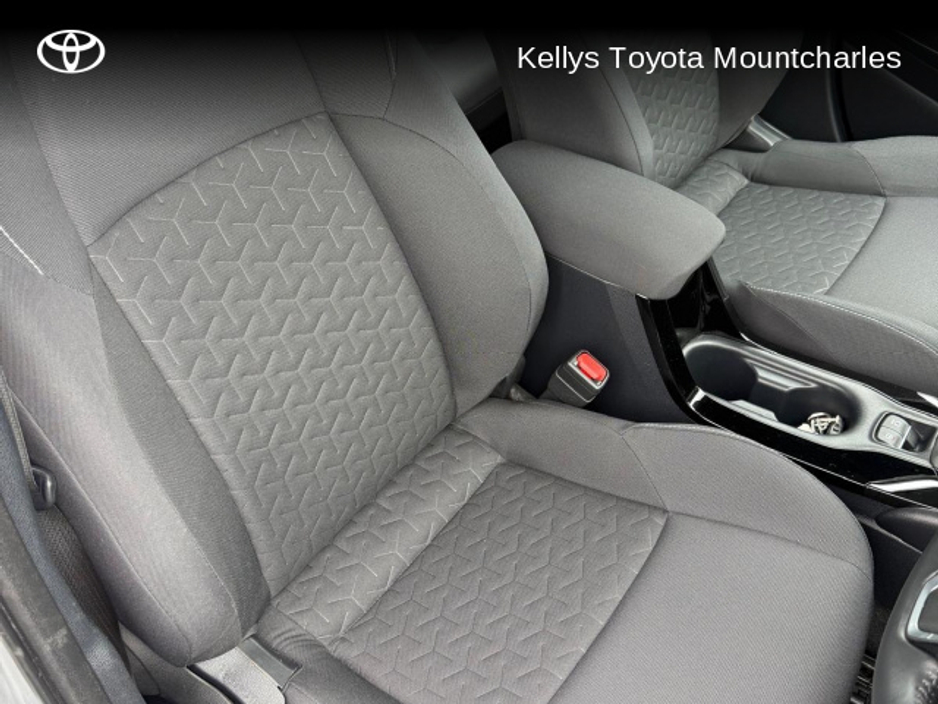 2022 Toyota Corolla COROLLA HYBRID LUNA TS €25,000