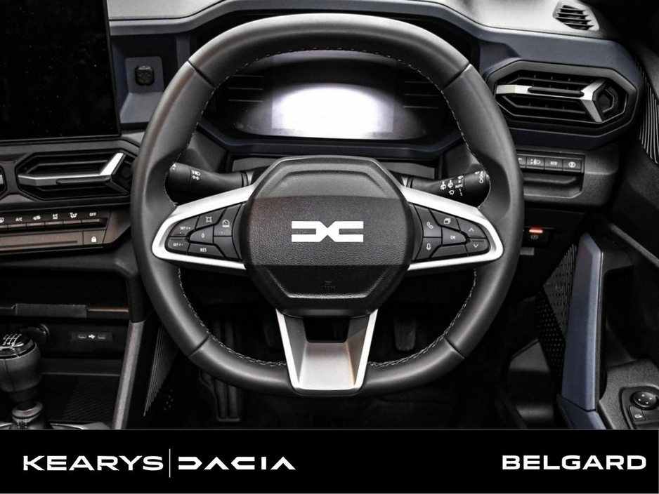 2026 Dacia Duster Order your Duster Expression 261 today! €33,515