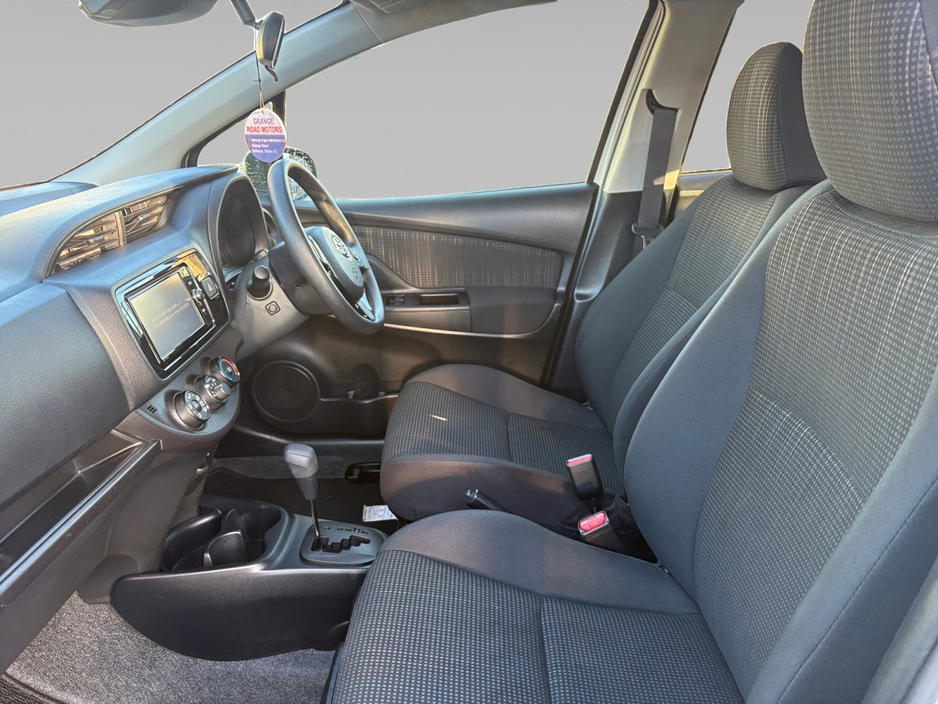 2017 Toyota Vitz 1.3 Petrol Auto €10,900