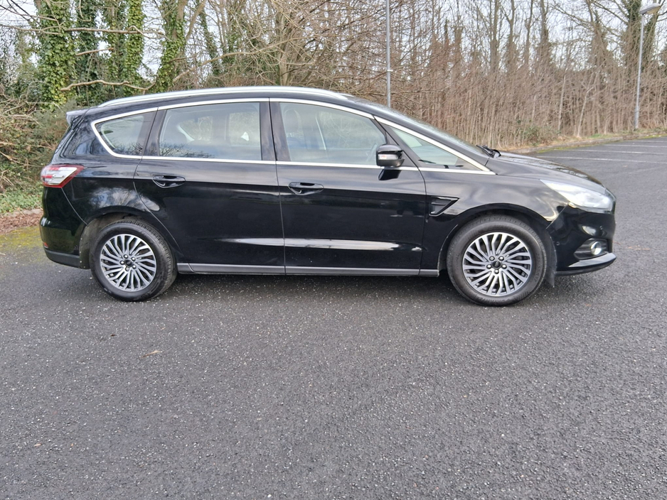 2020 Ford S-Max  €25,999