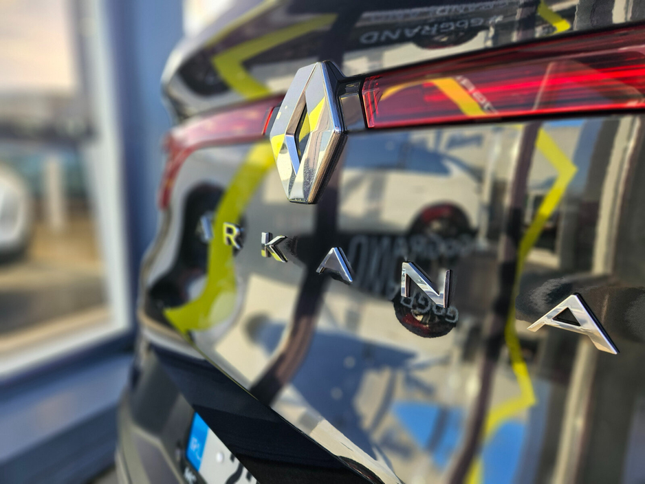 2022 Renault Arkana ICONIC E-TECH HYBRID 145 AUTO €20,950