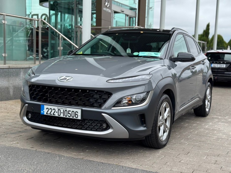 2022 Hyundai Kona 1.0 T-GDI Executive Two Tone Roof €24,995