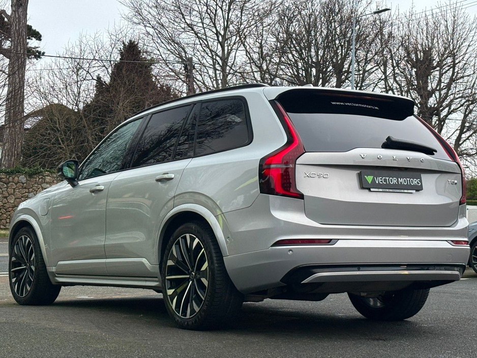 2025 Volvo XC90 T8 PLUS OPEN PAN ROOF €79,995