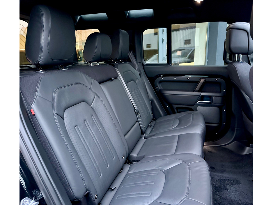 2023 Land Rover Defender ++HIGH SPEC++ 110 2.0 P400E X 404PS