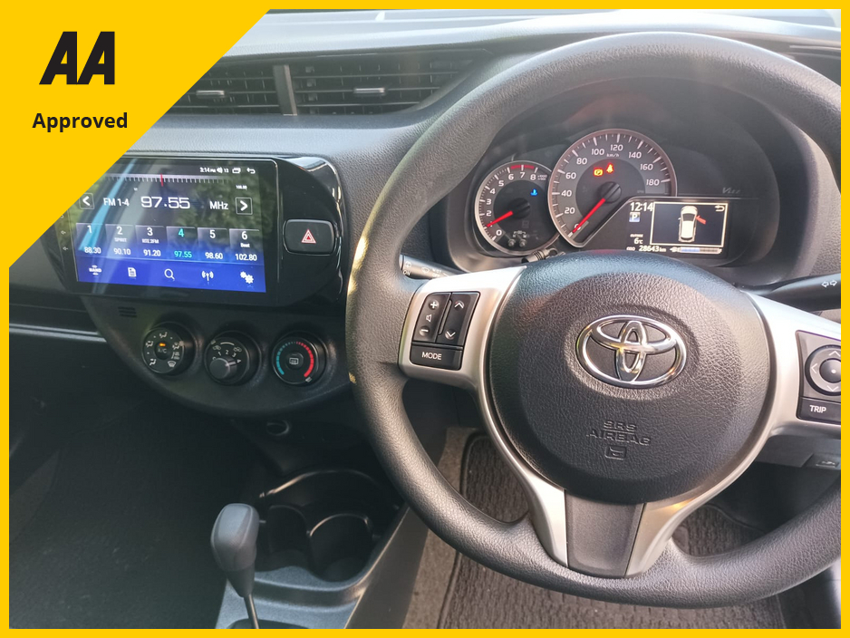 2016 Toyota Yaris 1.3 PETROL 4 CYLINDER AUTOMATIC ONLY 28,643 kms FACTORY IMMOBILISER PROXIMITY KEY MULTI FUNCTION STEERING WHEEL REVERSE CAMERA TOUCH SCREEN RADIO ANDROID AUTO APPLE CAR PLAY 2 YEARS NCT 1 YEAR ROADTAX €13,495