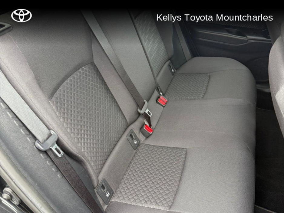 2023 Toyota C-HR C-HR HYBRID LUNA €29,500