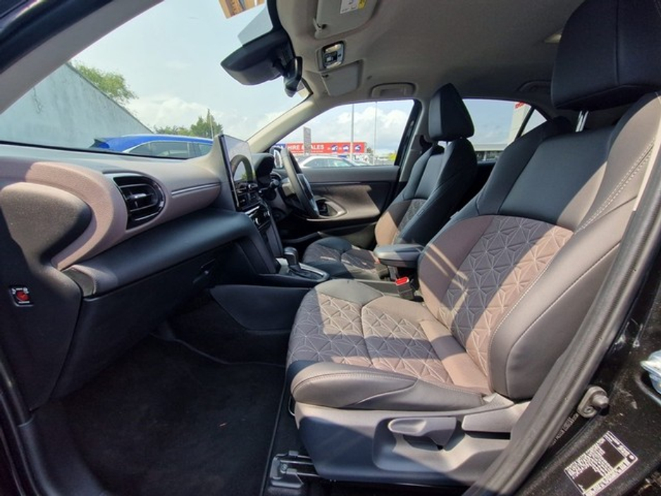 2023 Toyota Yaris Cross 1.5 Hybrid Sol 5dr €30,950