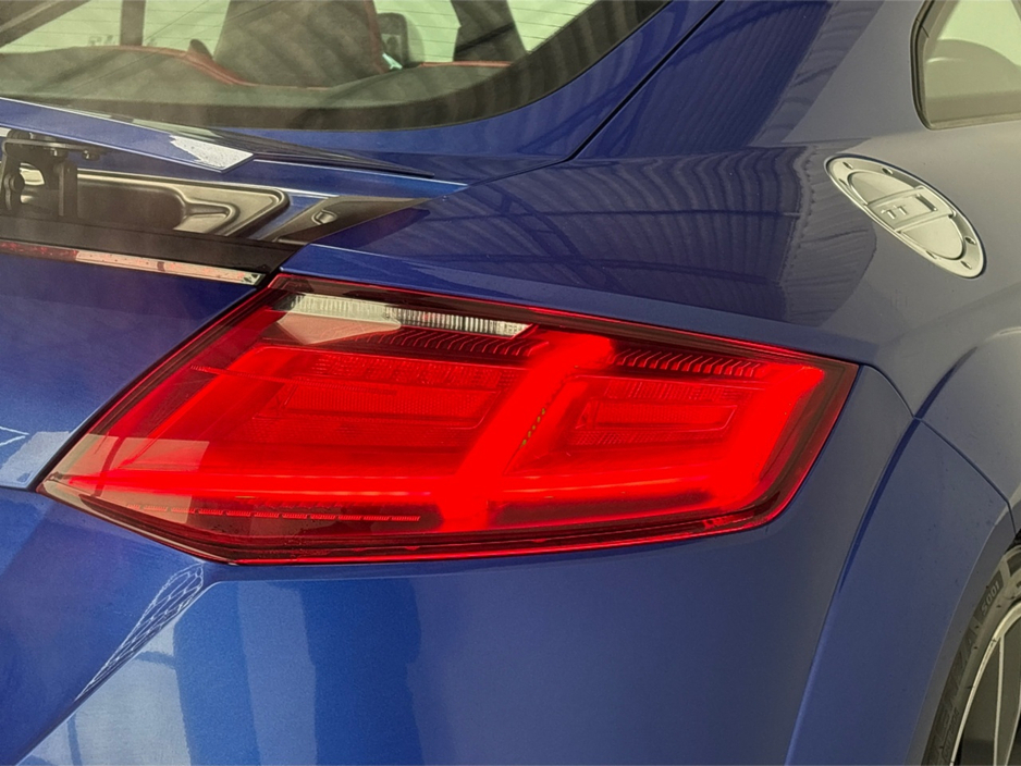 2016 Audi TTS 2.0 TFSI QUATTRO 310PS**BANG & OLUFSEN SPEAKERS**RED LEATHER INTERIOR**KEYLESS START**DRIVE MODES**PARKING SENSORS**19 INCH ALLOYS**MULTIFUNCTIONAL STEERING WHEEL**FINANCE AVAILABLE** €24,995