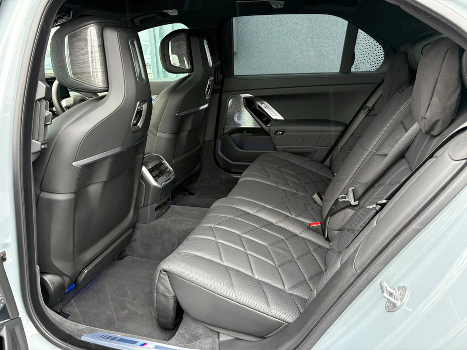2025 BMW 7 Series M760e xDrive M Sport Pro [Ultimate Pack] €134,995