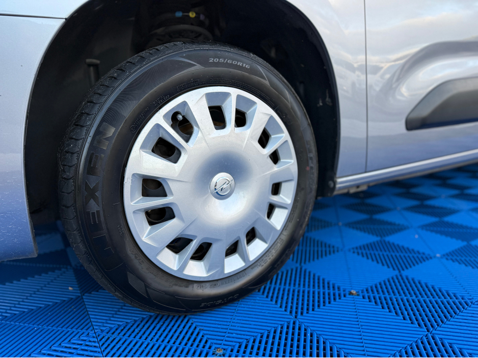 2021 Opel Combo 3 SEATER - 1.5 DIESEL - MANUAL - 12M WARRANTY - CAR: 1599 €14,950