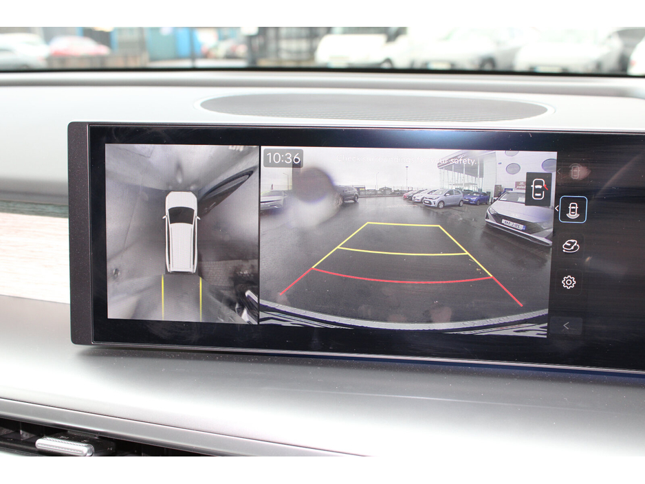 2025 Hyundai Ioniq 9 RWD standard (Long Range) Platinum €75,950