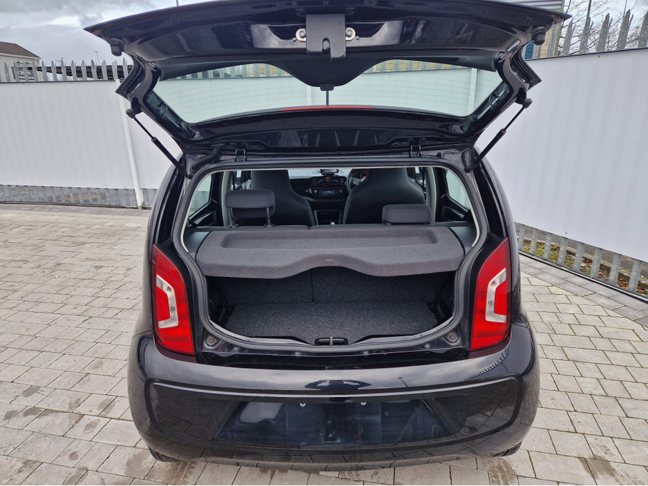 2014 Volkswagen up! 1.0 PETROL AUTO €7,995