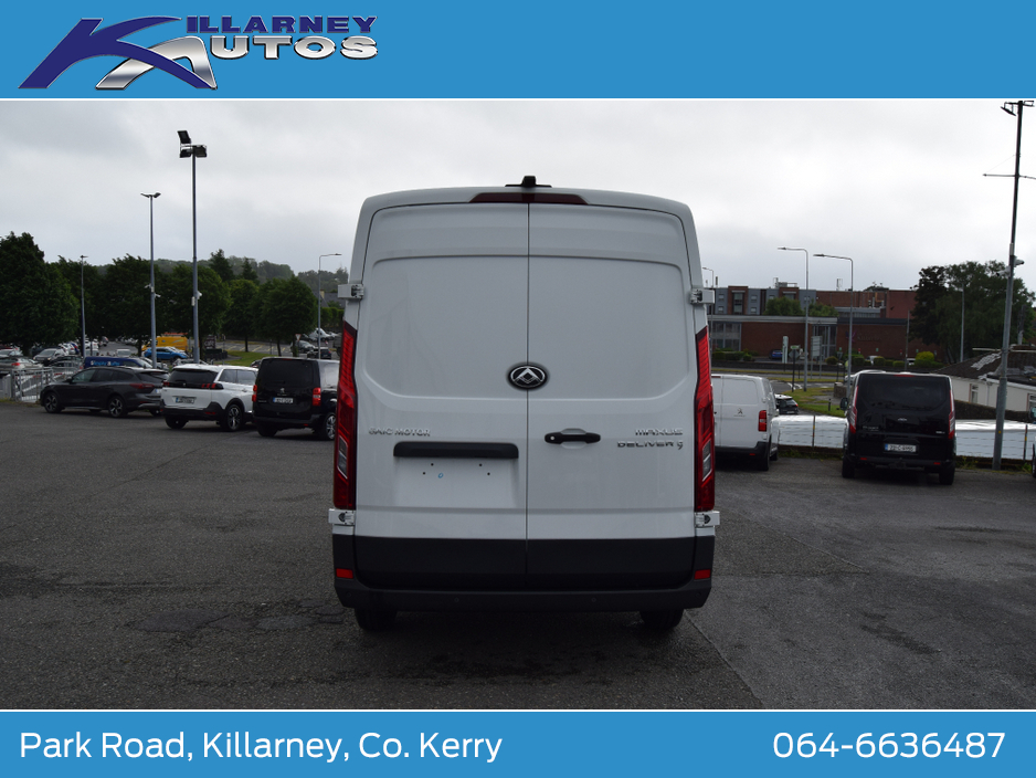 2025 Maxus Deliver 9 LWB Med Roof FWD LUX 2.0TDCi 150BHP Price plus 23% vat €32,567