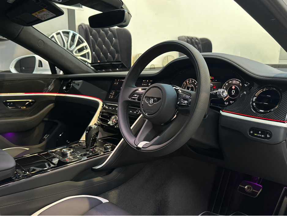 2025 Bentley Flying Spur 4.0 V8 SPEED FIRST EDITION MULLINER N €349,950