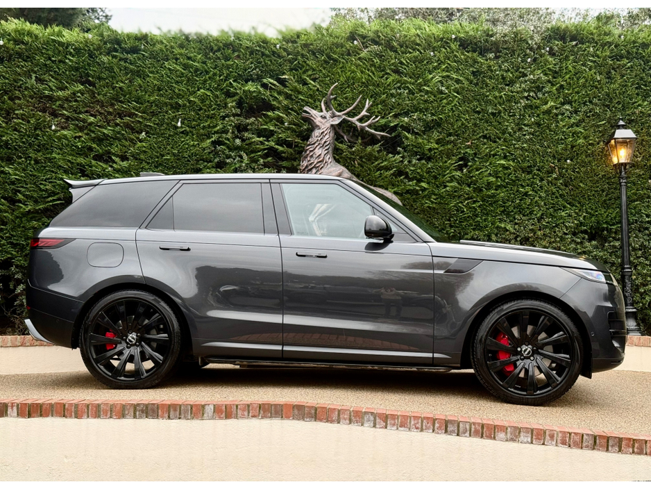 2023 Land Rover Range Rover Sport 3.0 P440E SE €89,950