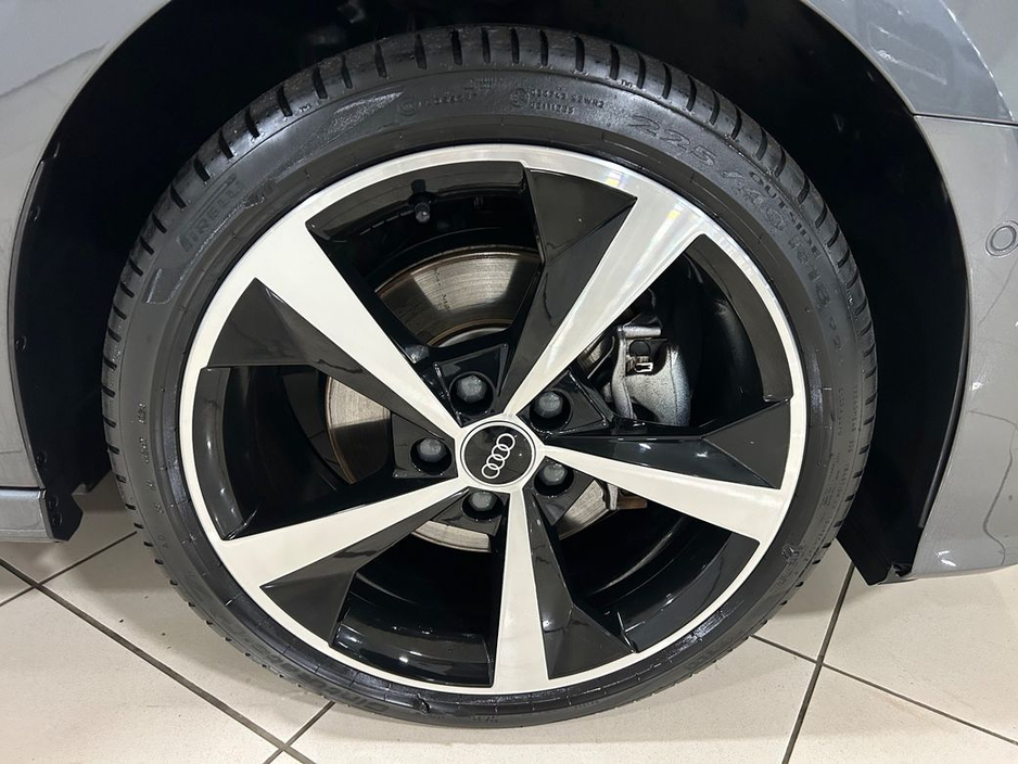 2024 Audi A3 40 TFSIe S-LINE SPORTBACK=LOW MILES//HUGE SPEC=NAPPA LEATHER//FULL AUDI SERVICE HISTORY=241 REG=ONLY €150 ANNUAL ROAD TAX//TAILORED FINANCE PACKAGES A €36,995