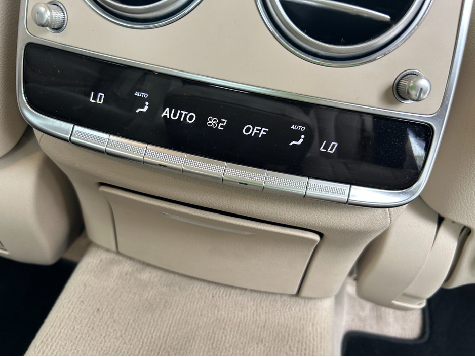 2014 Mercedes-Benz S Class CDI LWB//ONLY 119000KLMS//ORIGINAL IRISH CAR///ELECTRIC HEATED SEATS FRONT AND REAR//2 OWNER IRISH CAR////BRAND NEW NCT 7/2026//LOW TAX JUST 400E €27,950