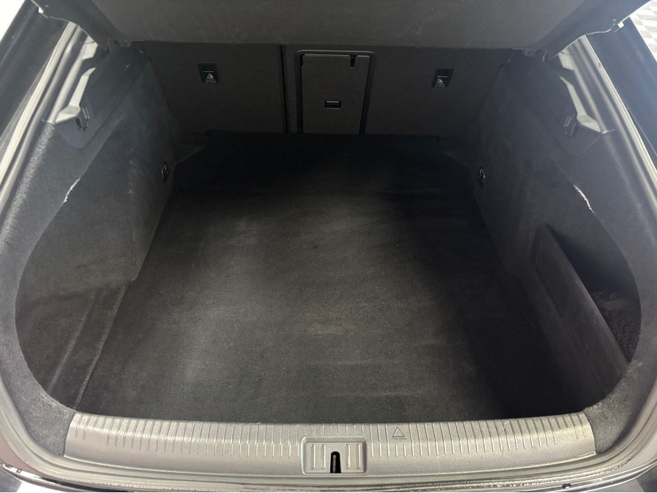 2020 Volkswagen Arteon *VOLKSWAGEN ARTEON* *2.0 PETROL* *DSG* *DIGITAL DASH* *HEATED LEATHER ELECTRIC SEATS* *REVERSE CAMERA* *HEADS UP DISPLAY* *R-LINE* *FINANCE AVAILABLE* *TRADE INS WELCOME* €33,950