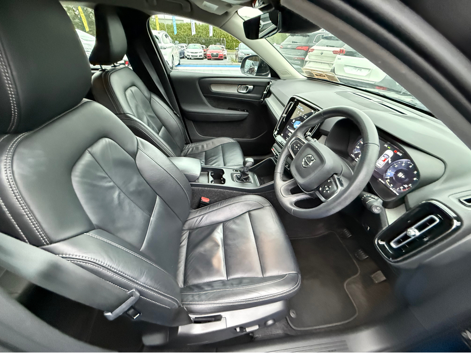 2021 Volvo XC40 INSCRIPTION T3 - 1.5 PETROL - MANAUL - 12M WARRANTY - CAR: 1623