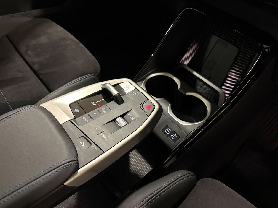 2025 BMW X1 25e M-SPORT PRO X-DRIVE=ONLY 8000 MILES//HUGE SPEC//AS NEW=BMW WARRANTY UNTIL 02/2028=TAILORED FINANCE PACKAGES INCL PCP AVAILABLE=TRADE IN'S WELCOME €52,995