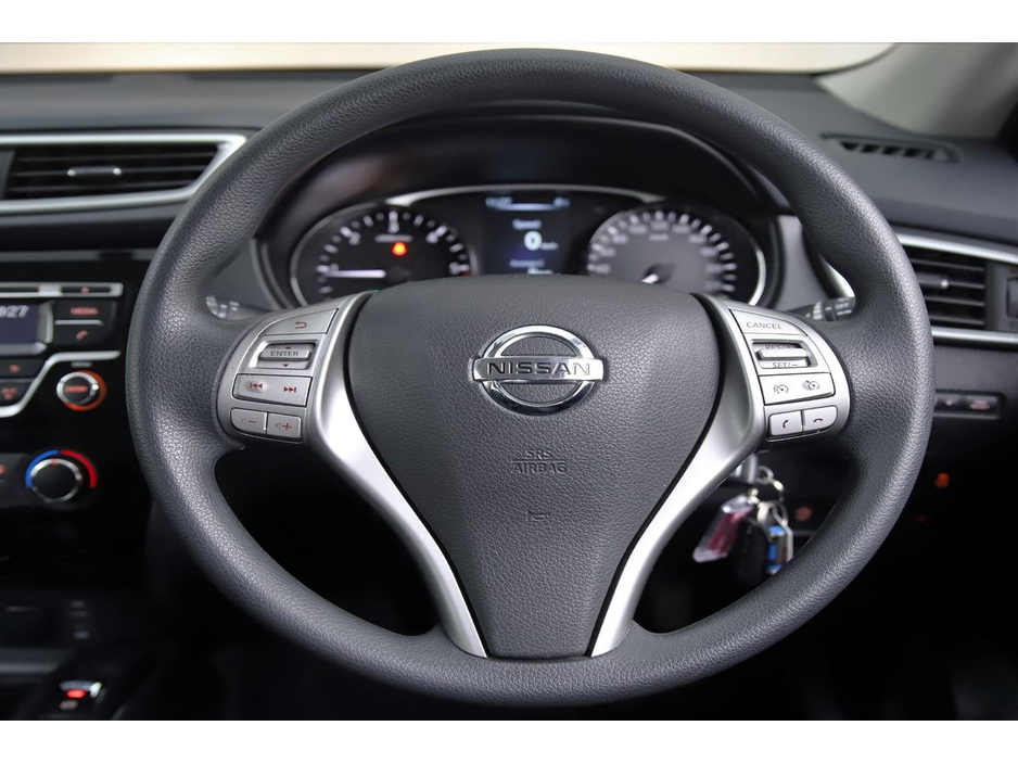 2017 Nissan X-Trail 1.6D XE 6SPD 5SEATS €16,890