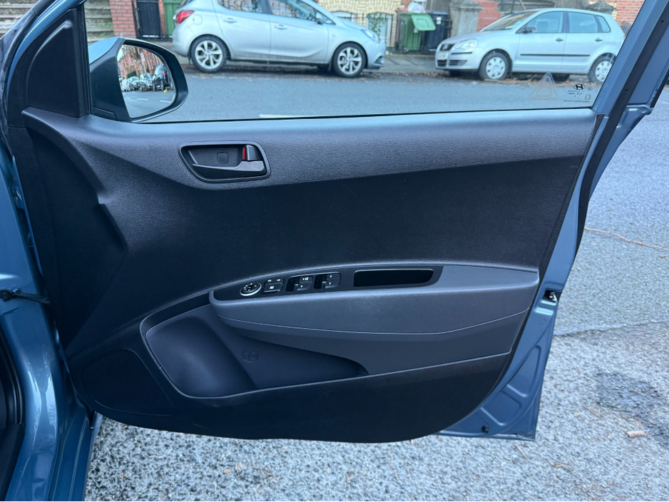 2017 Hyundai i10 1.2 Petrol, Only 90kms, New Nct 09/2027, Bluetooth, Cruise Control, A/C, Ideal Starter Car, 5 Door, Finance Available, Service & Warranty Included, SIMI Dealer, €8,950