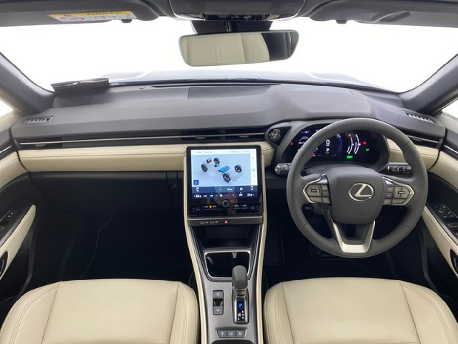 2025 Lexus LBX Elegant €39,950