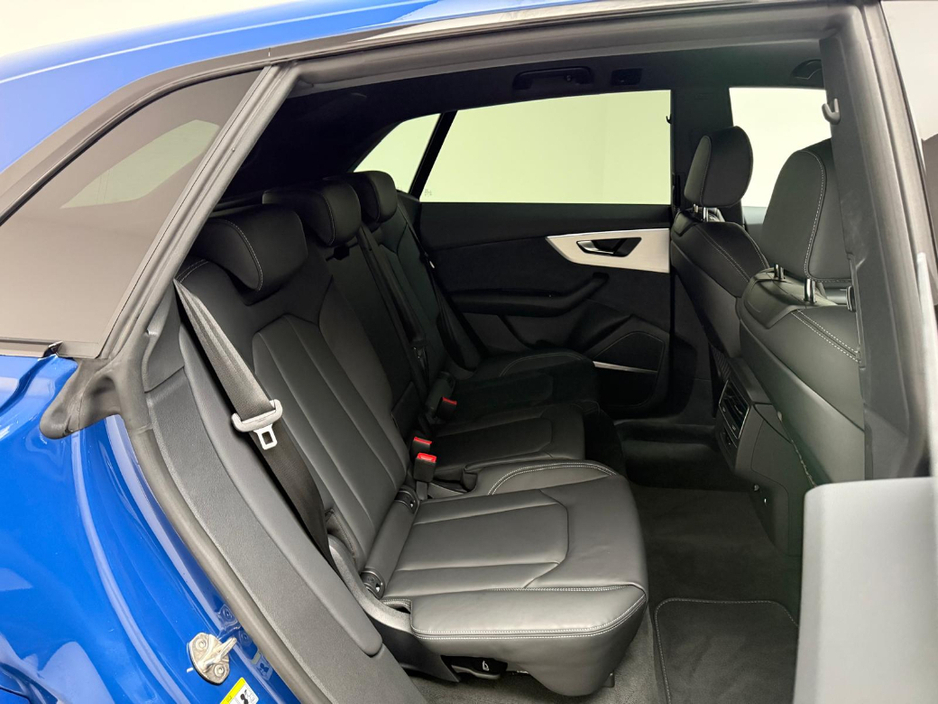 2025 Audi Q8 55 TFSI E S LINE 394HP QUATTRO €94,990