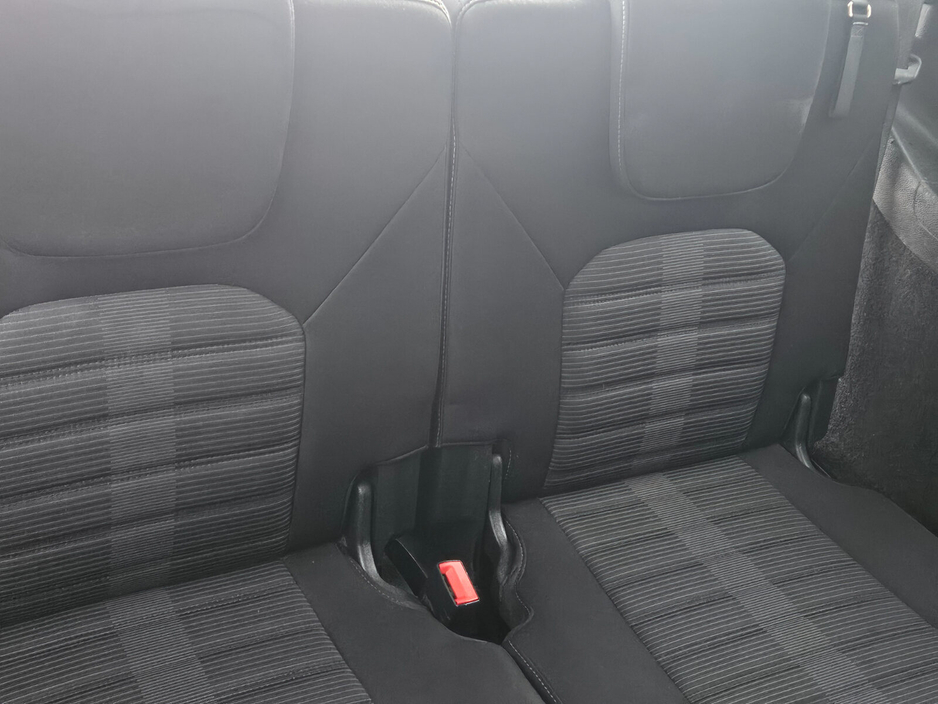 2017 Ford Galaxy 2.0TDCi 150PS Zetec €14,750