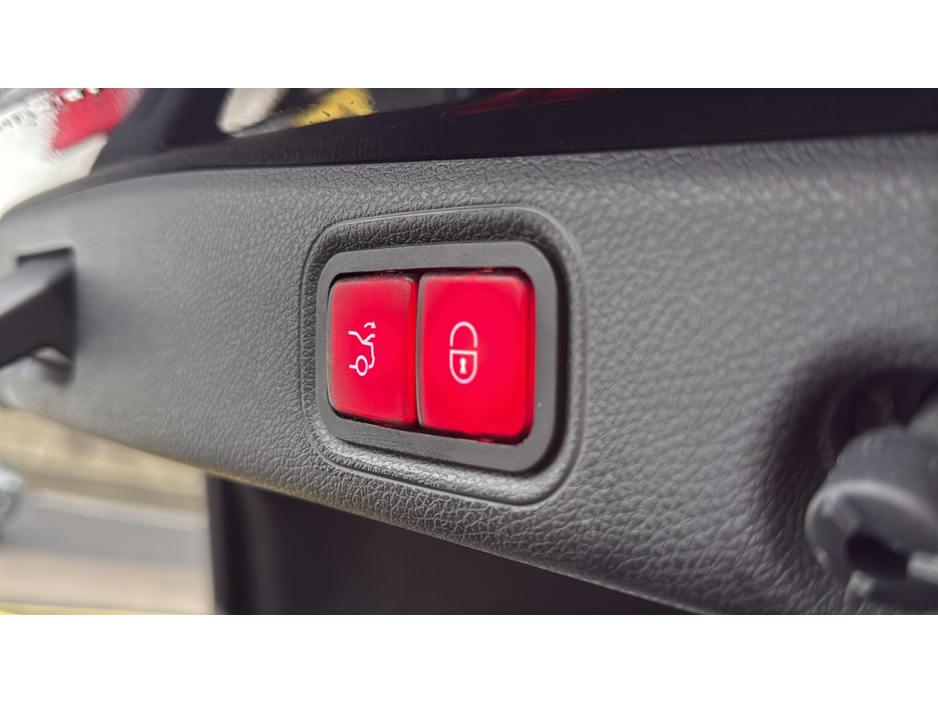 2018 Mercedes-Benz E Class *39,000 KM* AMG PREMIUM (HUGE SPEC) LEATHER / 360 CAMERA + MORE €29,900