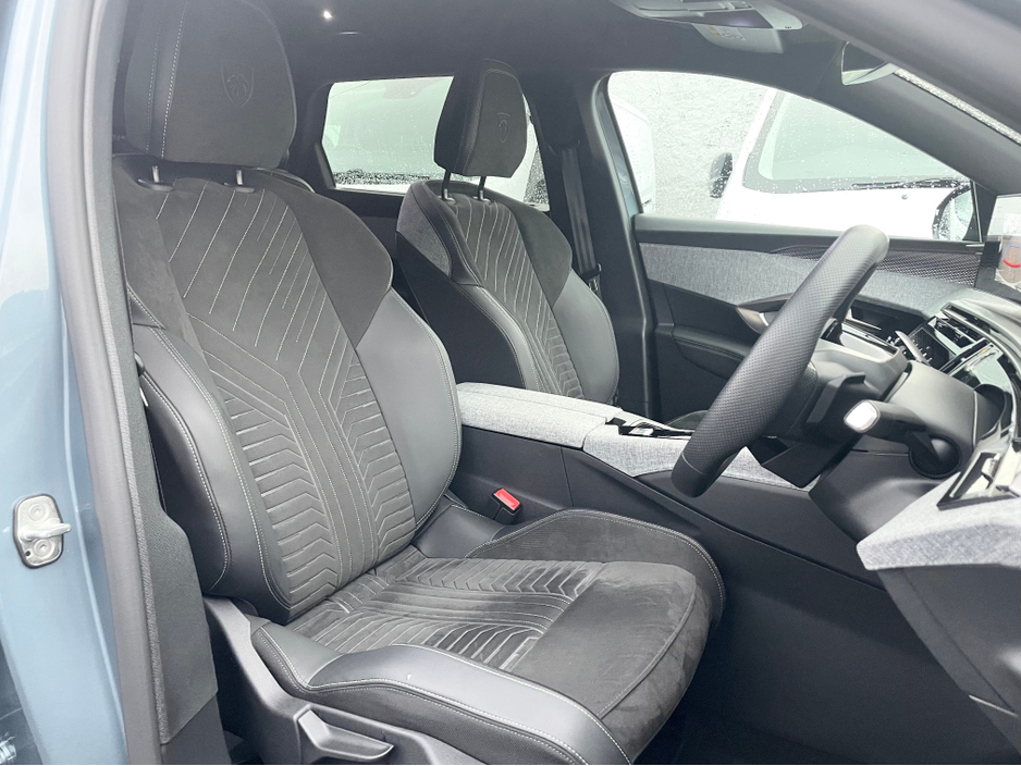 2025 Peugeot 5008 E 5008 GT-LINE 73KW 213BHP FULLY ELECTRIC €47,950