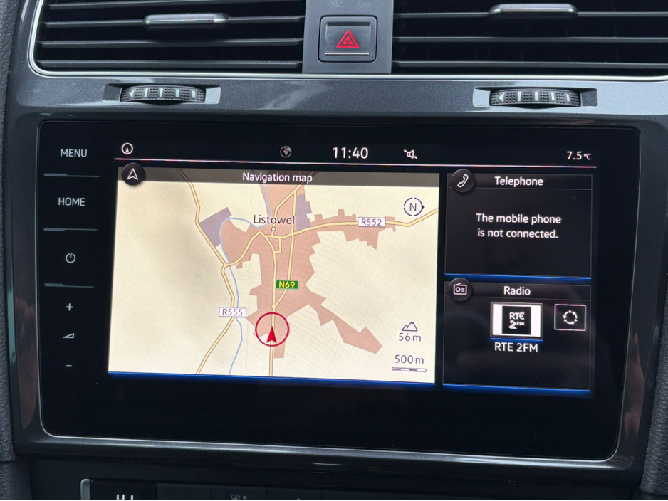 2018 Volkswagen Golf COMFORTLINE 1.2 AUTOMATIC * REAR VIEW CAMERA, AUTO LIGHTS, ADAPTIVE CRUISE CONTROL, POWERED FOLDING HEATED MIRRORS, LUMBAR SUPPORT, 2 KEYS, TOUCH SCREEN RADIO, MULTIFUNCTION STEERING WHEEL* €18,950