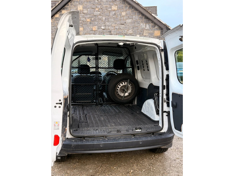 2019 Renault Kangoo Renault Kangoo 2019 1.5D LOW KM NEW NCT €5,550