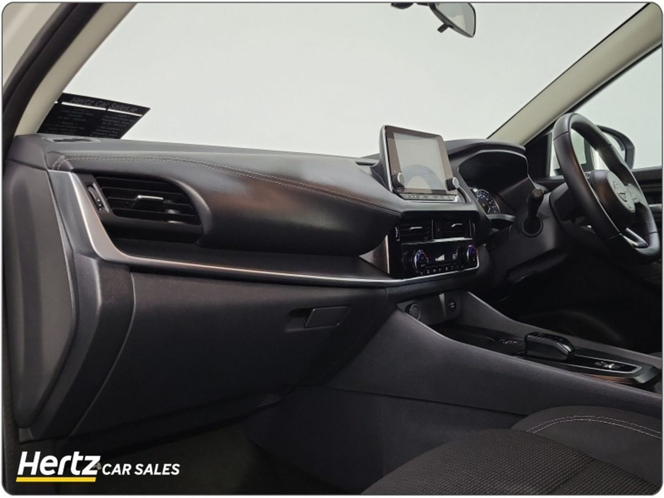 2023 Nissan Qashqai ePOWER SV 1.5 Hybrid Auto €26,395