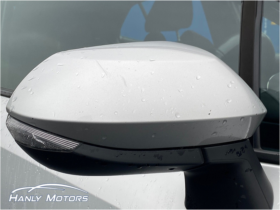 2021 Toyota Corolla HYBRID LUNA H/B AUTO A 4DR €16,995