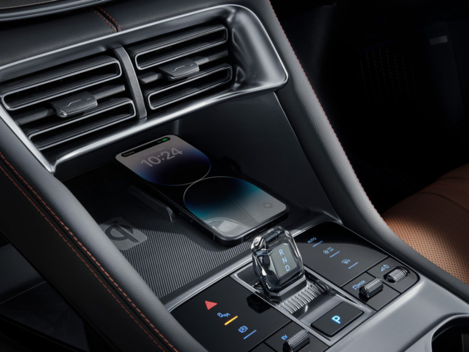 2025 BYD Seal U DM-i Comfort 26.6kWh *125km EV Range* €43,995