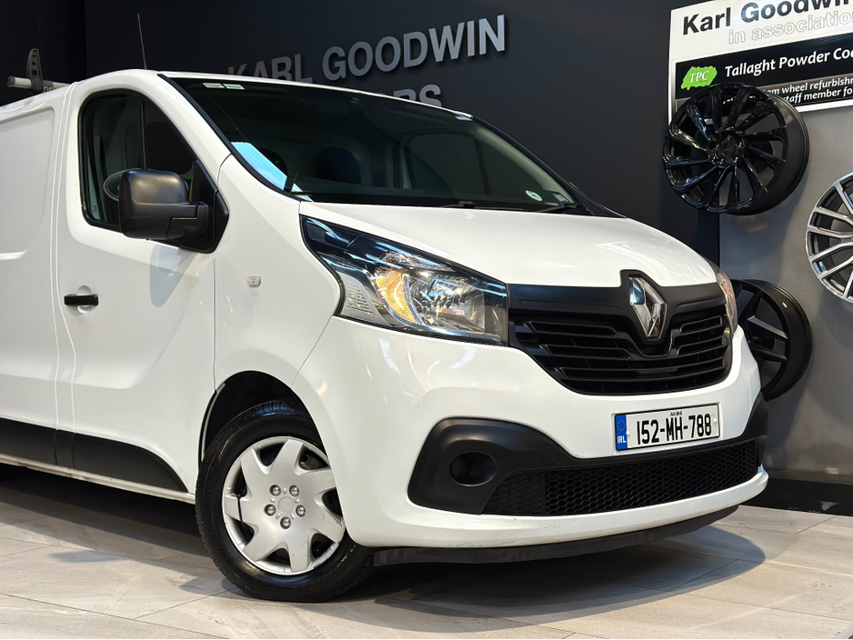 2015 Renault Trafic Passenger TRAFFIC VAN DCi €7,950