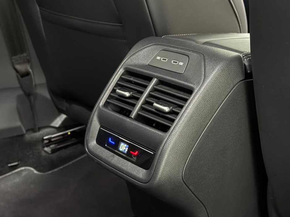 2025 Volkswagen Passat R-LINE 1.5 PHEV DSG €42,990