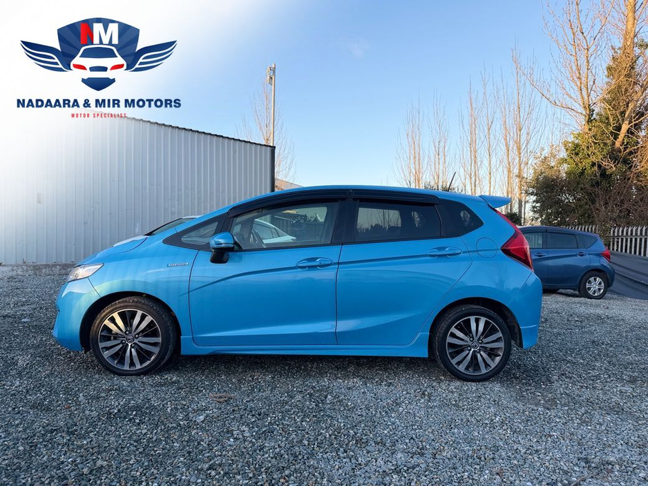 2013 Honda Fit DAA-GP5 €9,499