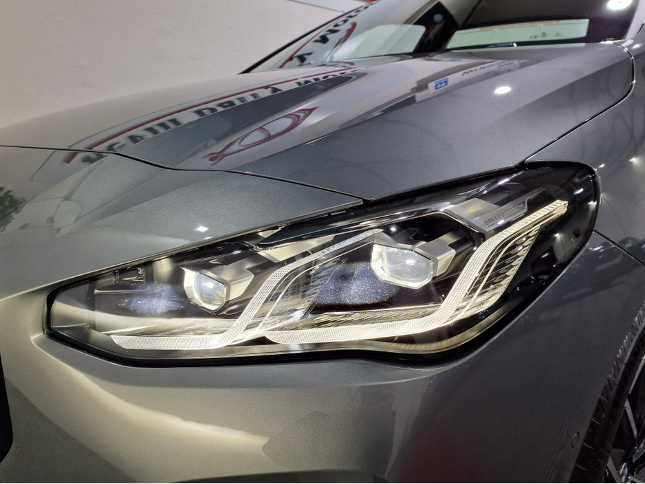 2023 BMW 2 Series Active Tourer 225E M SPORT X-DRIVE AUTOMATIC **ONE OWNER / APPLE CARPLAY / CRUISE CONTROL / COMFORT ACCESS / HALF LEATHER & ALCANTARA / HEATED FRONT SEATS / SAT NAV / REVERSE CAMERA / WIRELESS PHONE CHARGING** €35,900