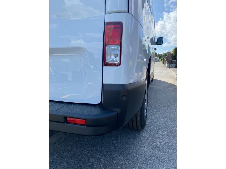 2026 Nissan Primastar 9 speed AUTOMATIC. LWB 150hp Premium model @ Cabra Cars €34,875