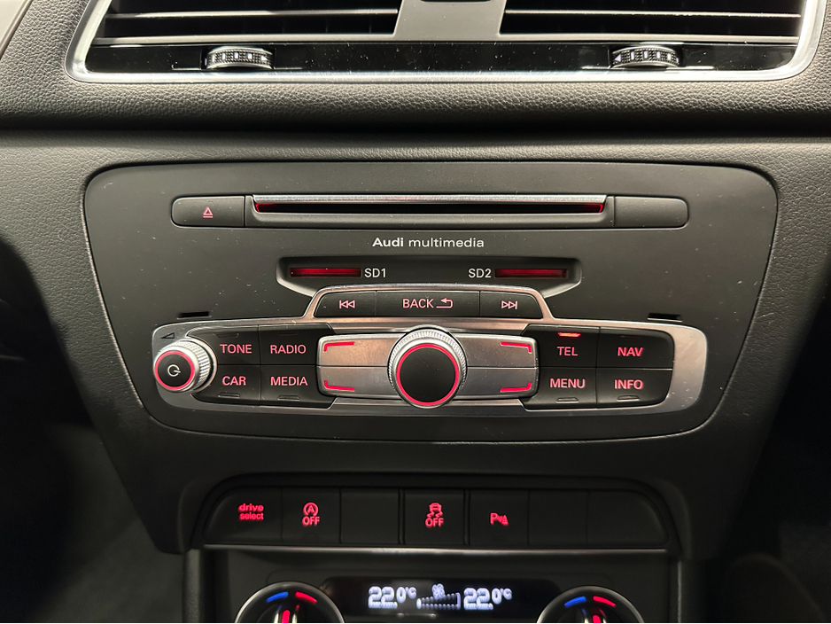 2017 Audi Q3 (172) Q3 SPORT 1.4TFSI S TRONIC LOW KMS VW/AUDI SPECIALISTS WWW.DENISDARCYCARS.IE €20,950