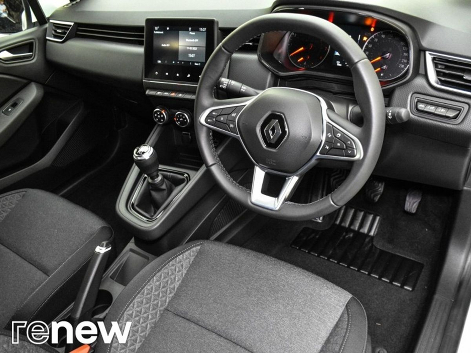 2020 Renault Clio Dynamique TCe 100 MY19 €13,900