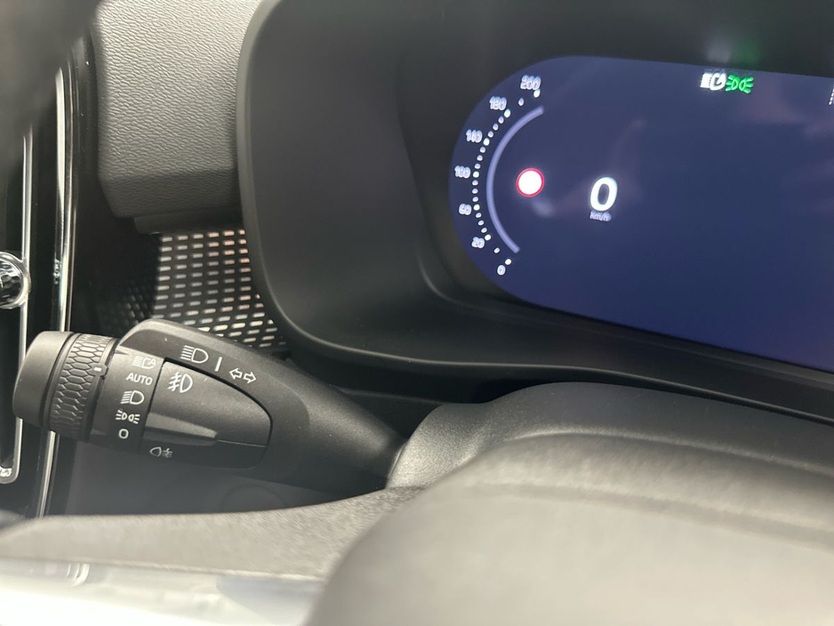 2026 Volvo EX40 PLUS BEV *466KMS RANGE* €110 P/W ON PCP €48,990